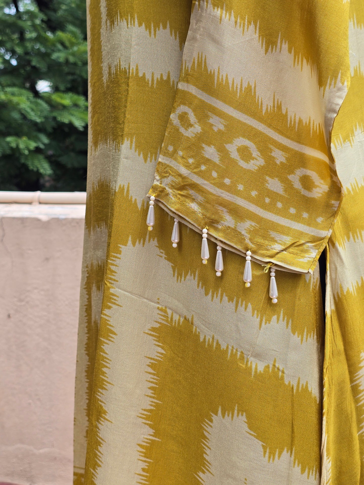Kurthi Pant Set