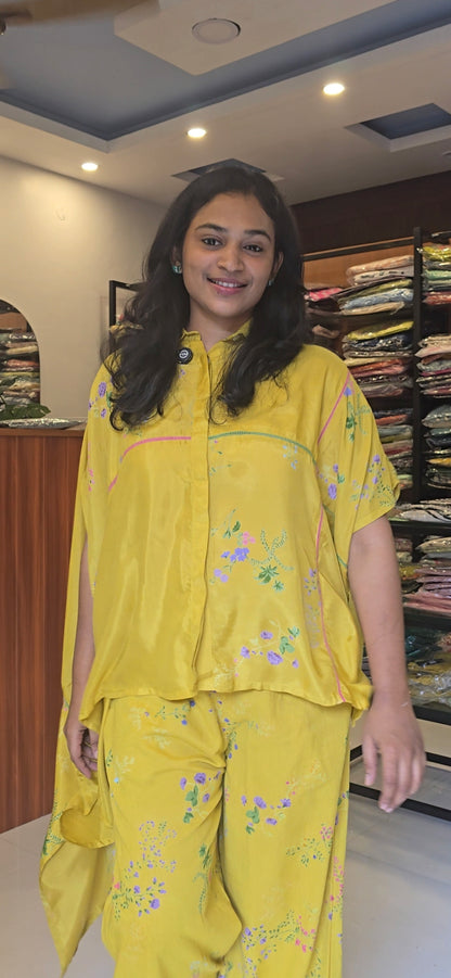 Sunlit Floral Set - Mustard Yellow