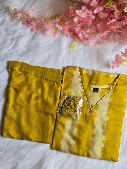 Kurthi Pant Set